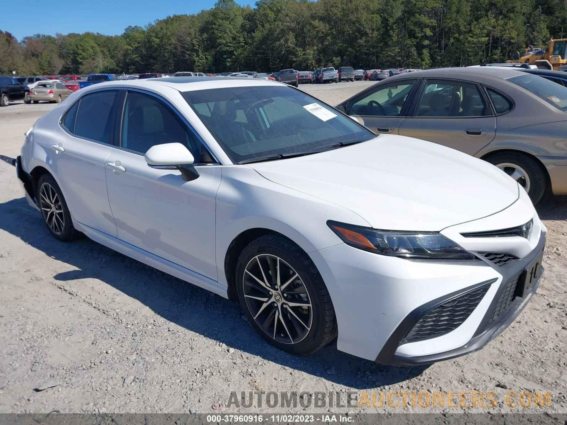 4T1G11AK7MU514133 TOYOTA CAMRY 2021