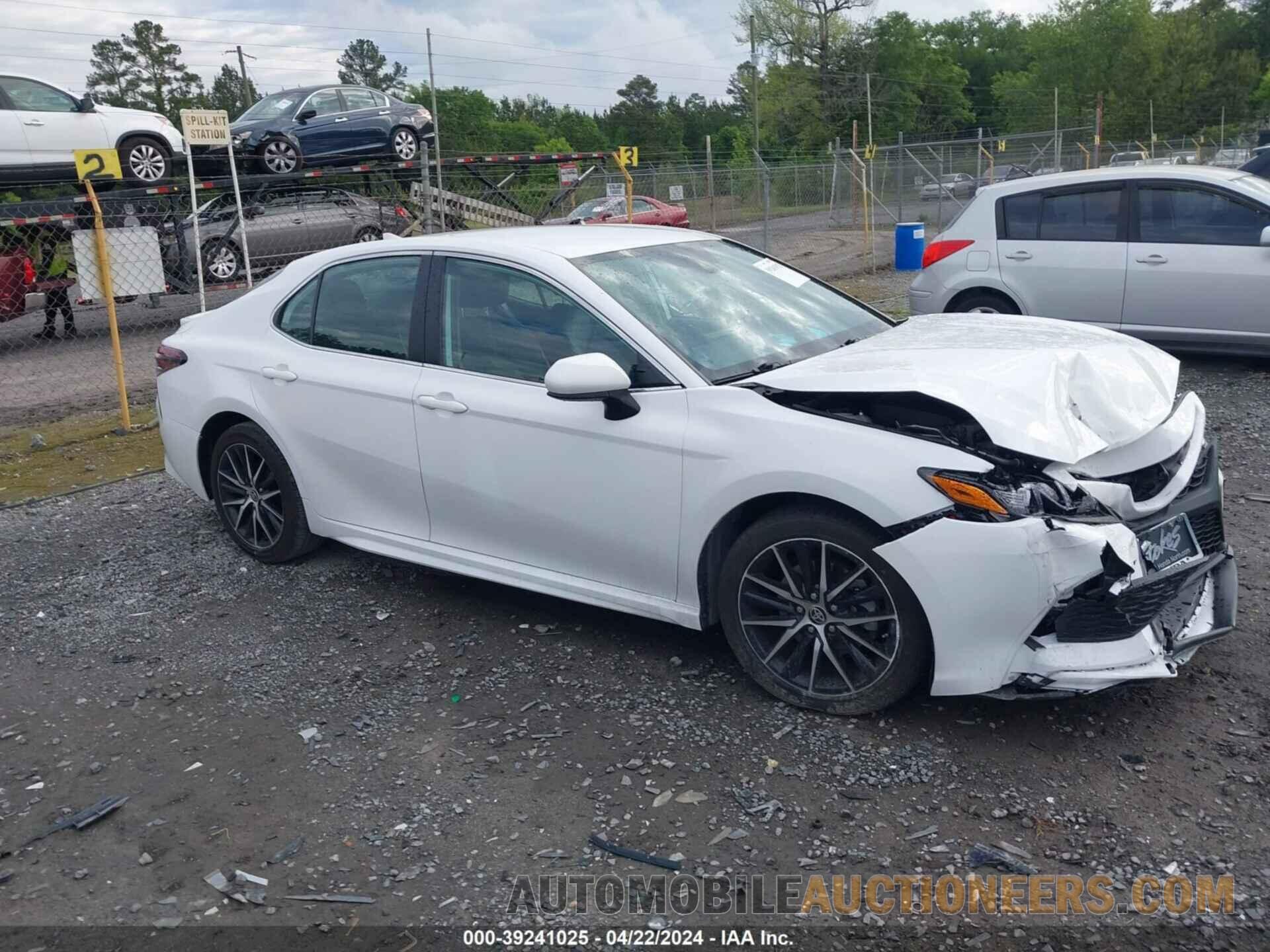 4T1G11AK7MU515671 TOYOTA CAMRY 2021