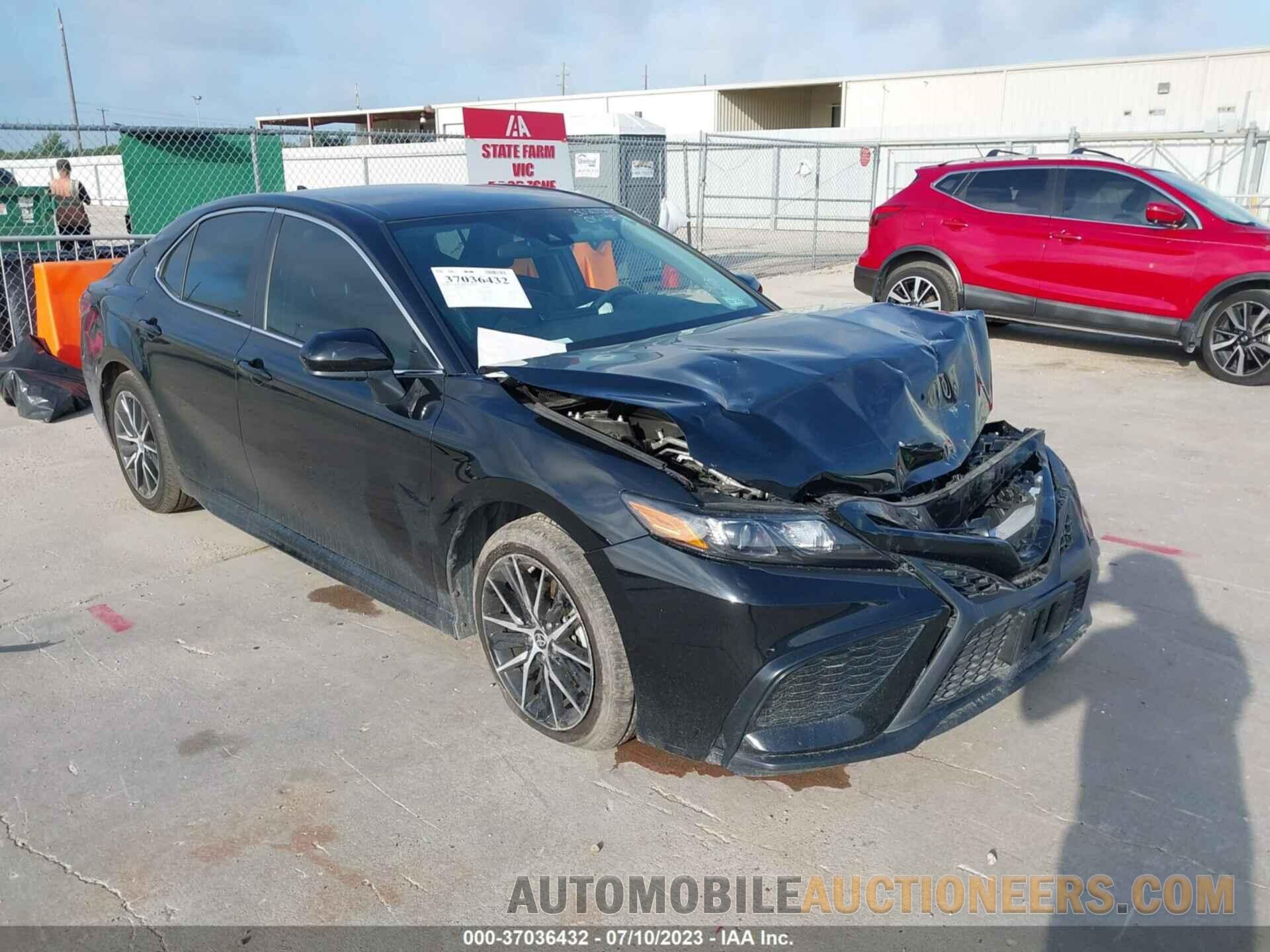 4T1G11AK7MU517405 TOYOTA CAMRY 2021