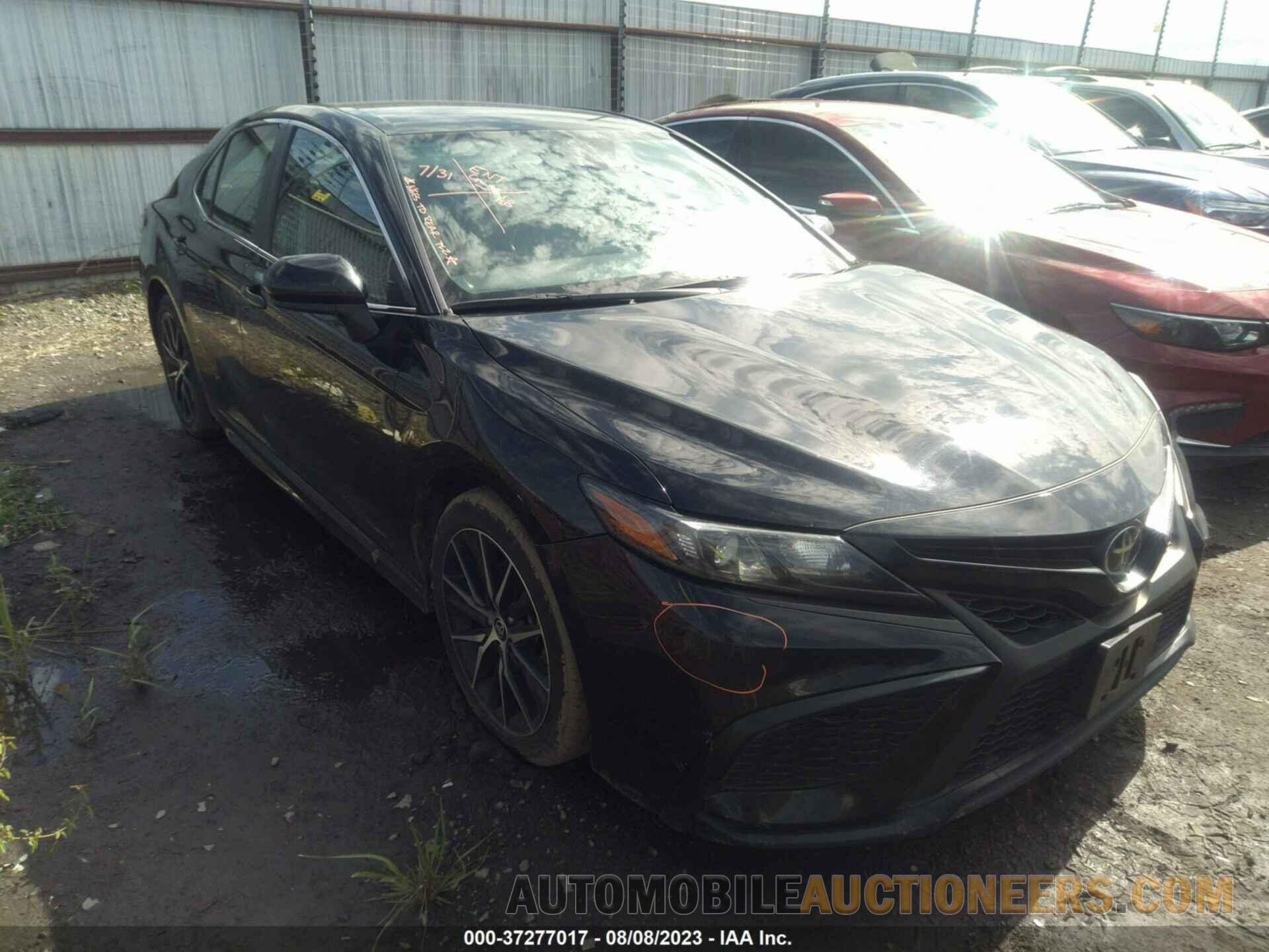 4T1G11AK7MU521664 TOYOTA CAMRY 2021