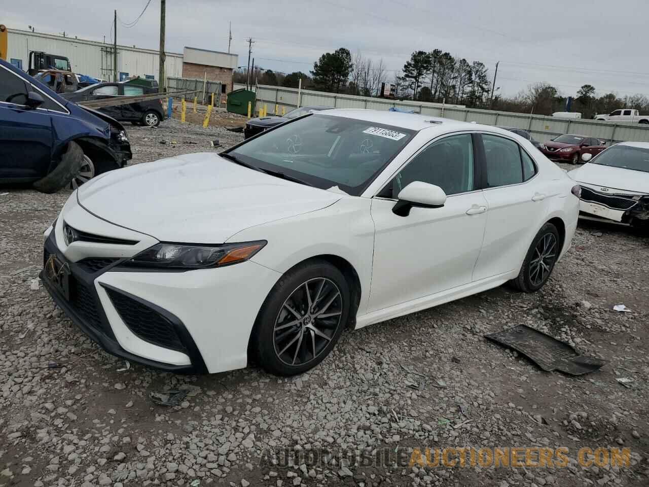 4T1G11AK7MU523821 TOYOTA CAMRY 2021