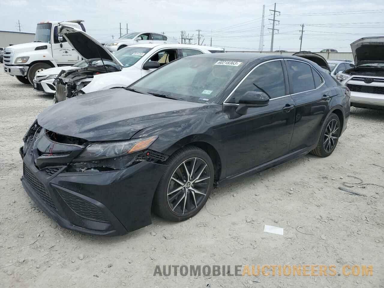 4T1G11AK7MU530834 TOYOTA CAMRY 2021