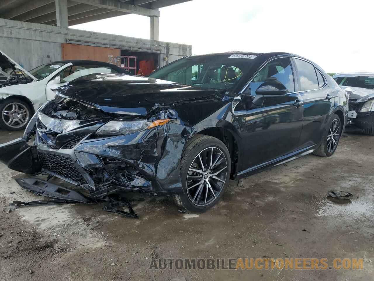 4T1G11AK7MU533264 TOYOTA CAMRY 2021