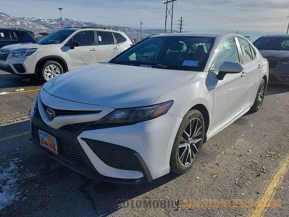 4T1G11AK7MU534608 Toyota Camry 2021