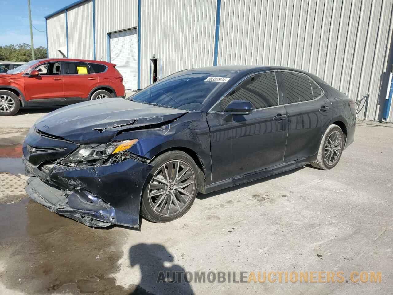 4T1G11AK7MU540408 TOYOTA CAMRY 2021