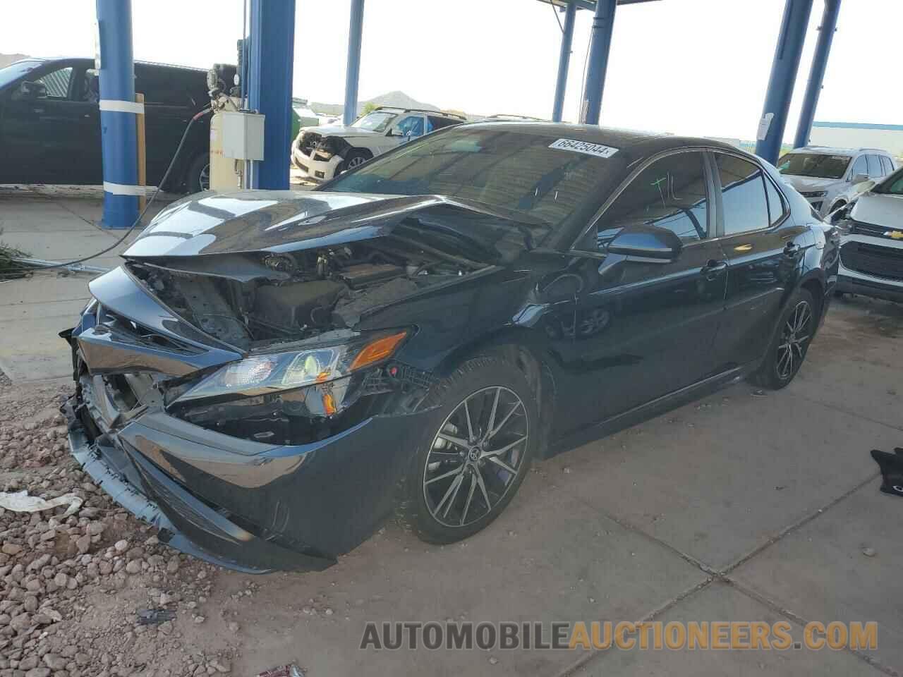 4T1G11AK7MU543969 TOYOTA CAMRY 2021