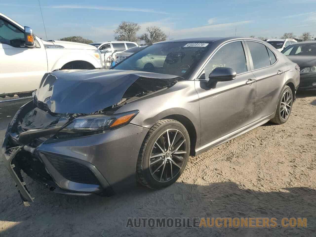 4T1G11AK7MU557872 TOYOTA CAMRY 2021