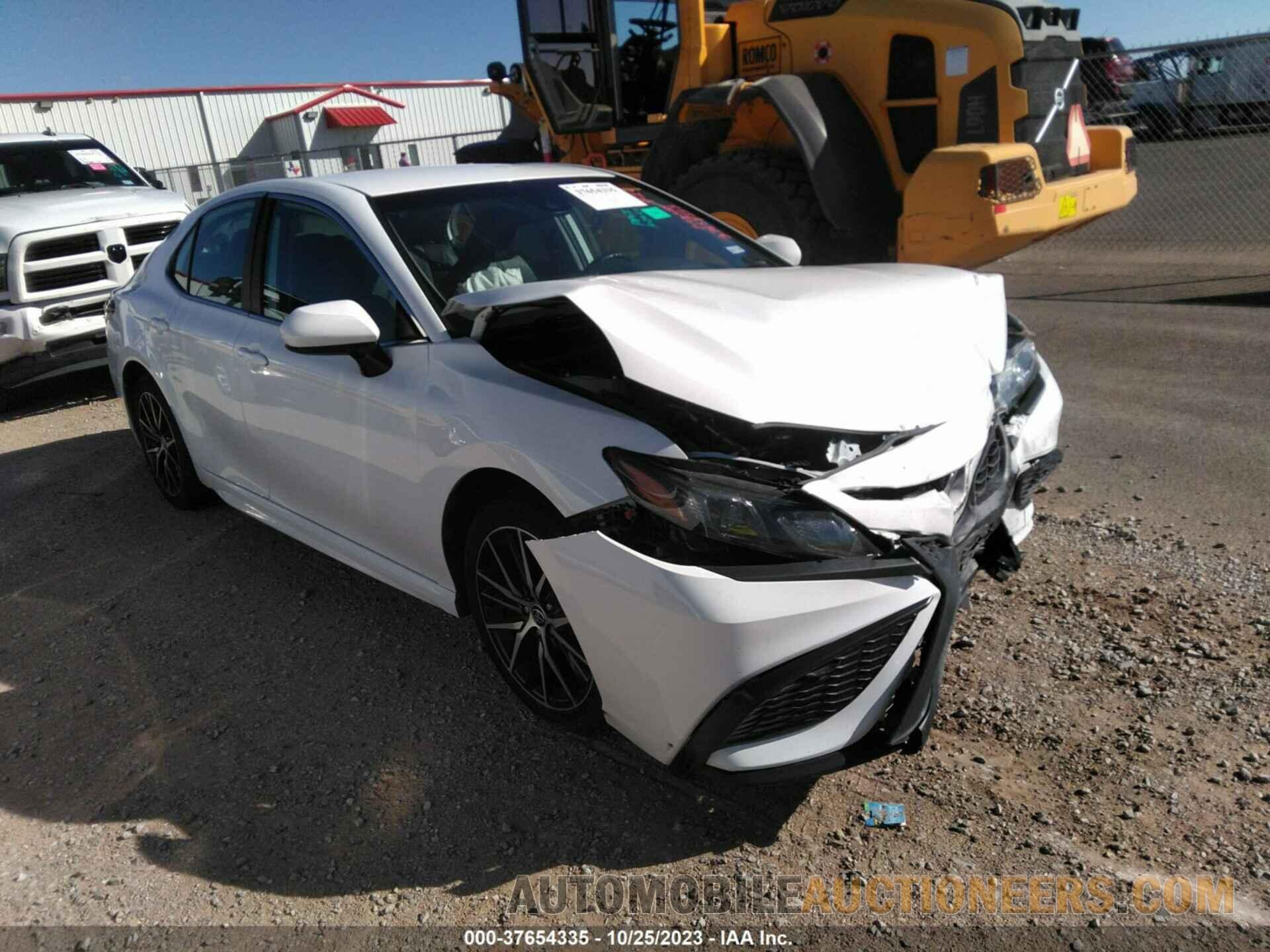 4T1G11AK7MU572419 TOYOTA CAMRY 2021