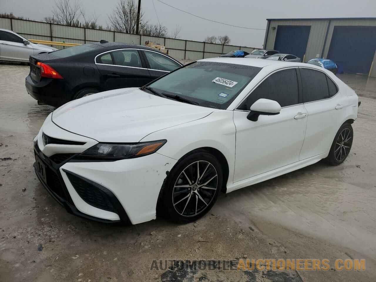 4T1G11AK7MU577751 TOYOTA CAMRY 2021