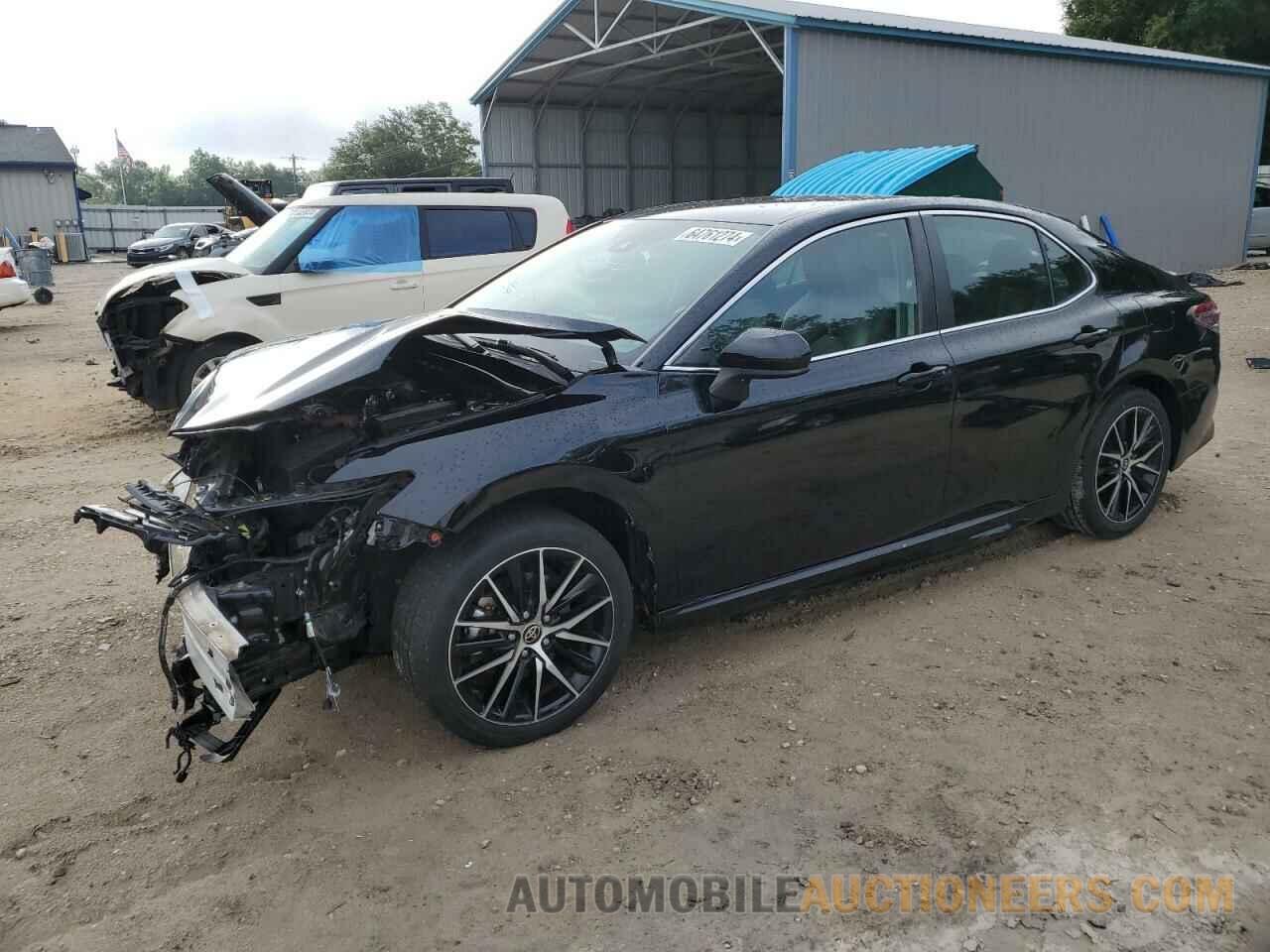 4T1G11AK7MU580648 TOYOTA CAMRY 2021