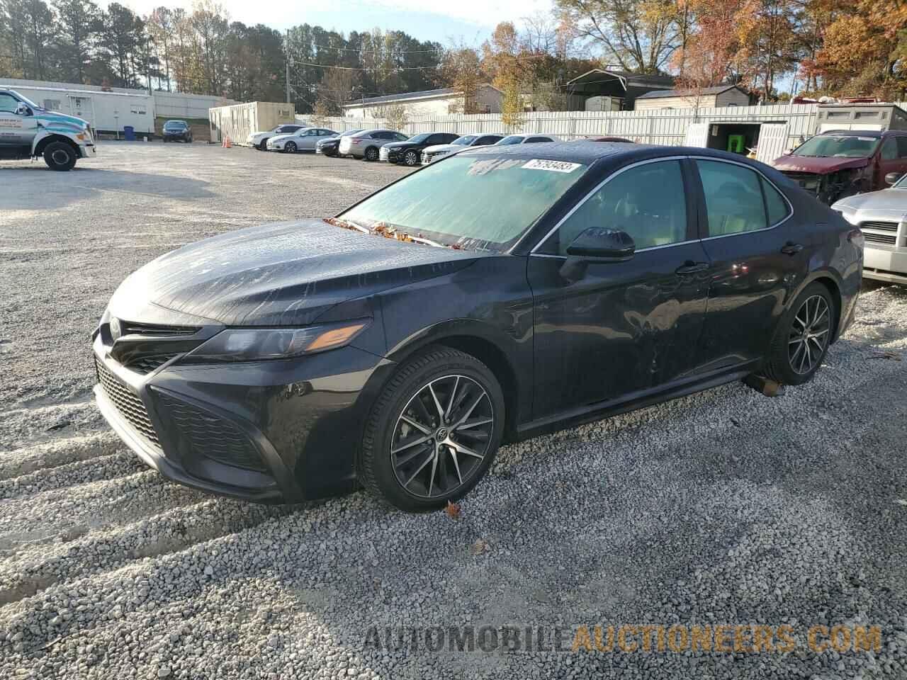 4T1G11AK7MU594923 TOYOTA CAMRY 2021