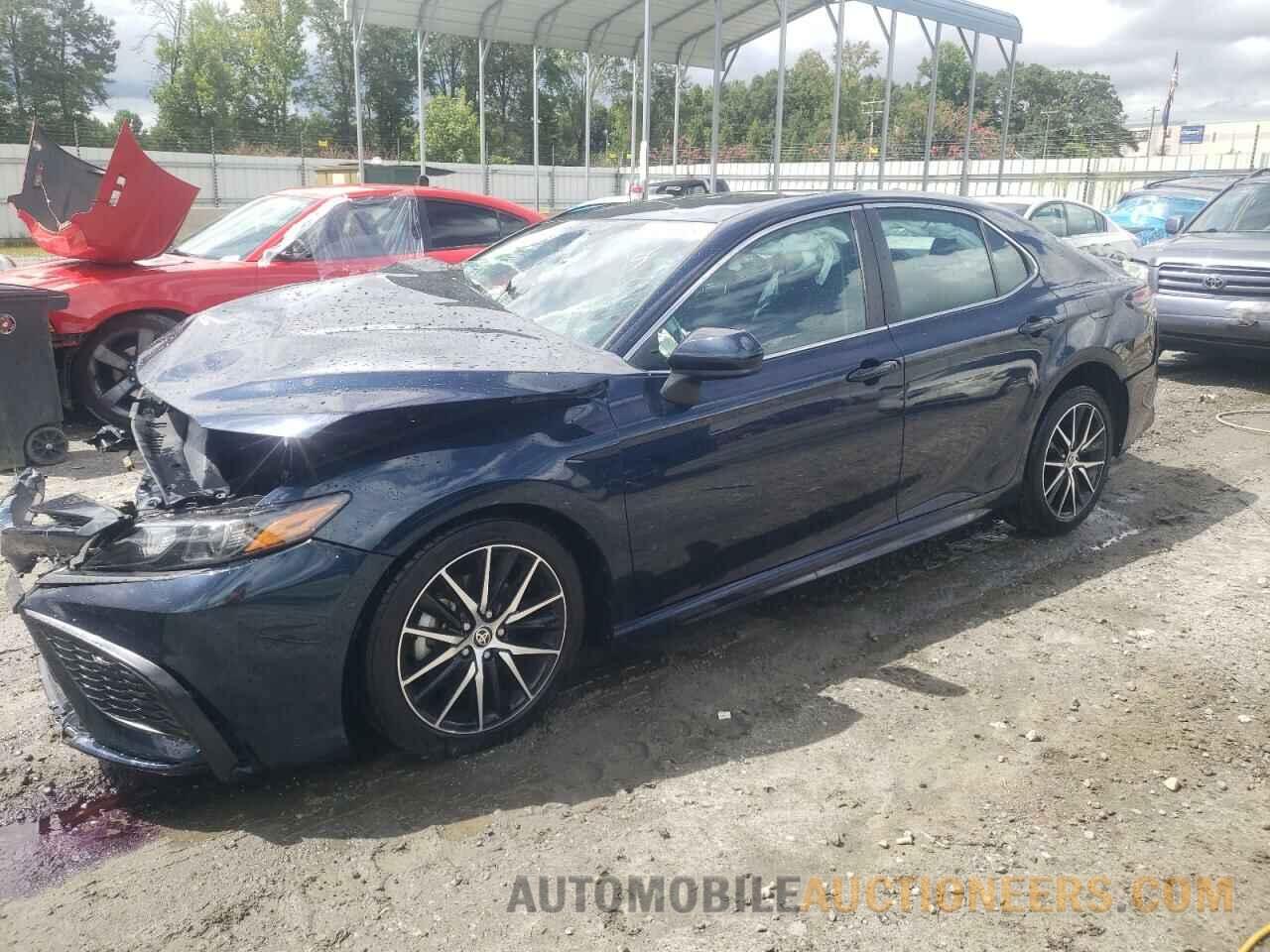 4T1G11AK7MU604558 TOYOTA CAMRY 2021