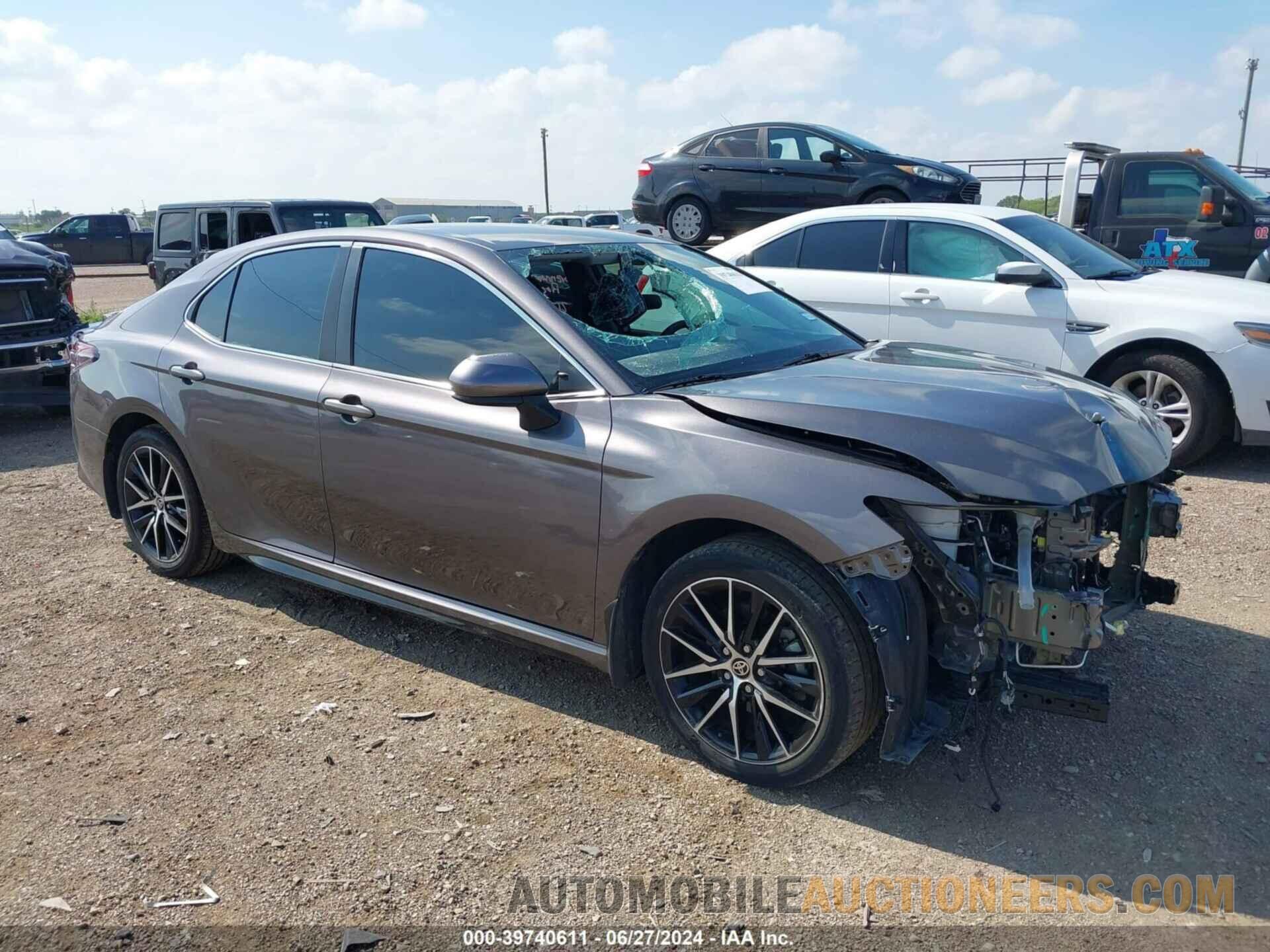 4T1G11AK7MU605953 TOYOTA CAMRY 2021