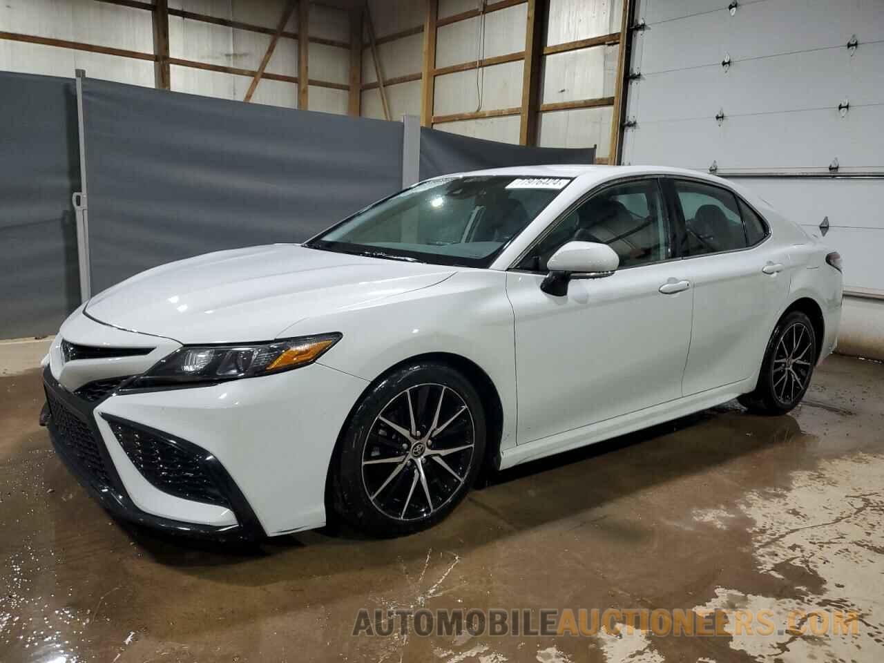 4T1G11AK7NU017178 TOYOTA CAMRY 2022