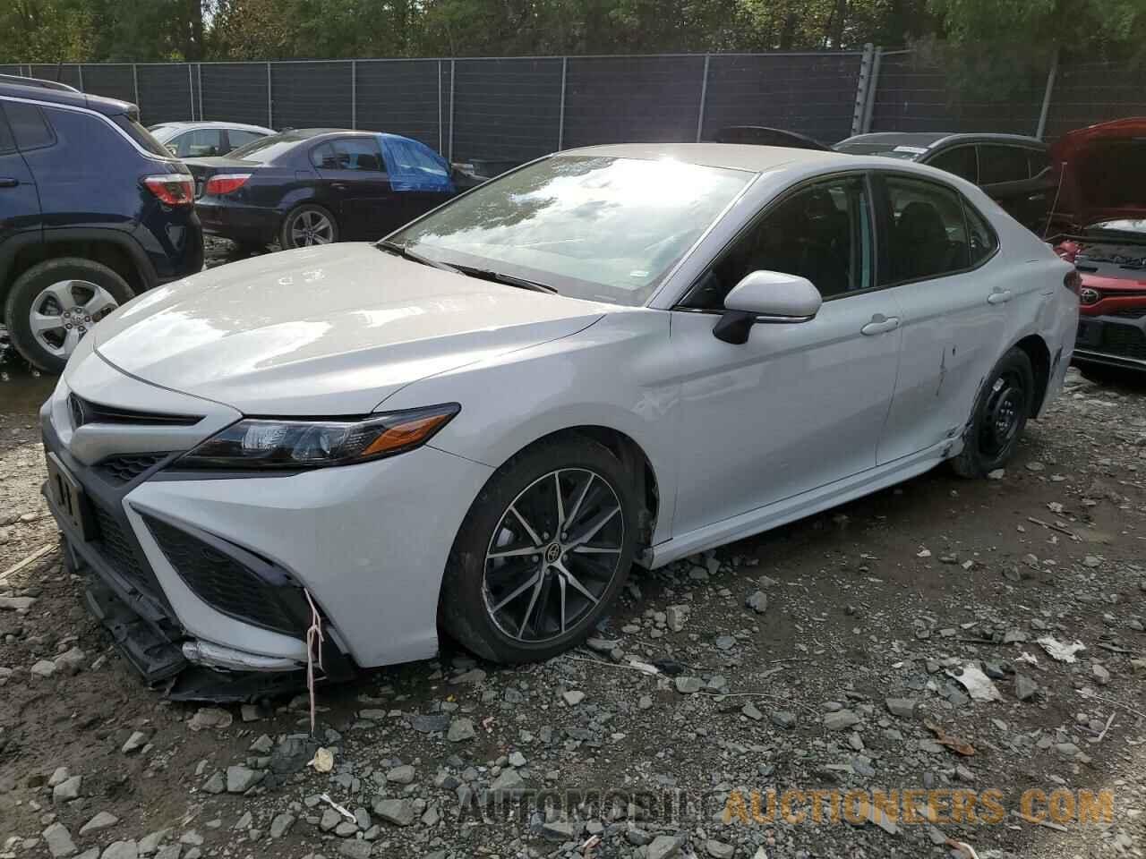 4T1G11AK7NU034028 TOYOTA CAMRY 2022