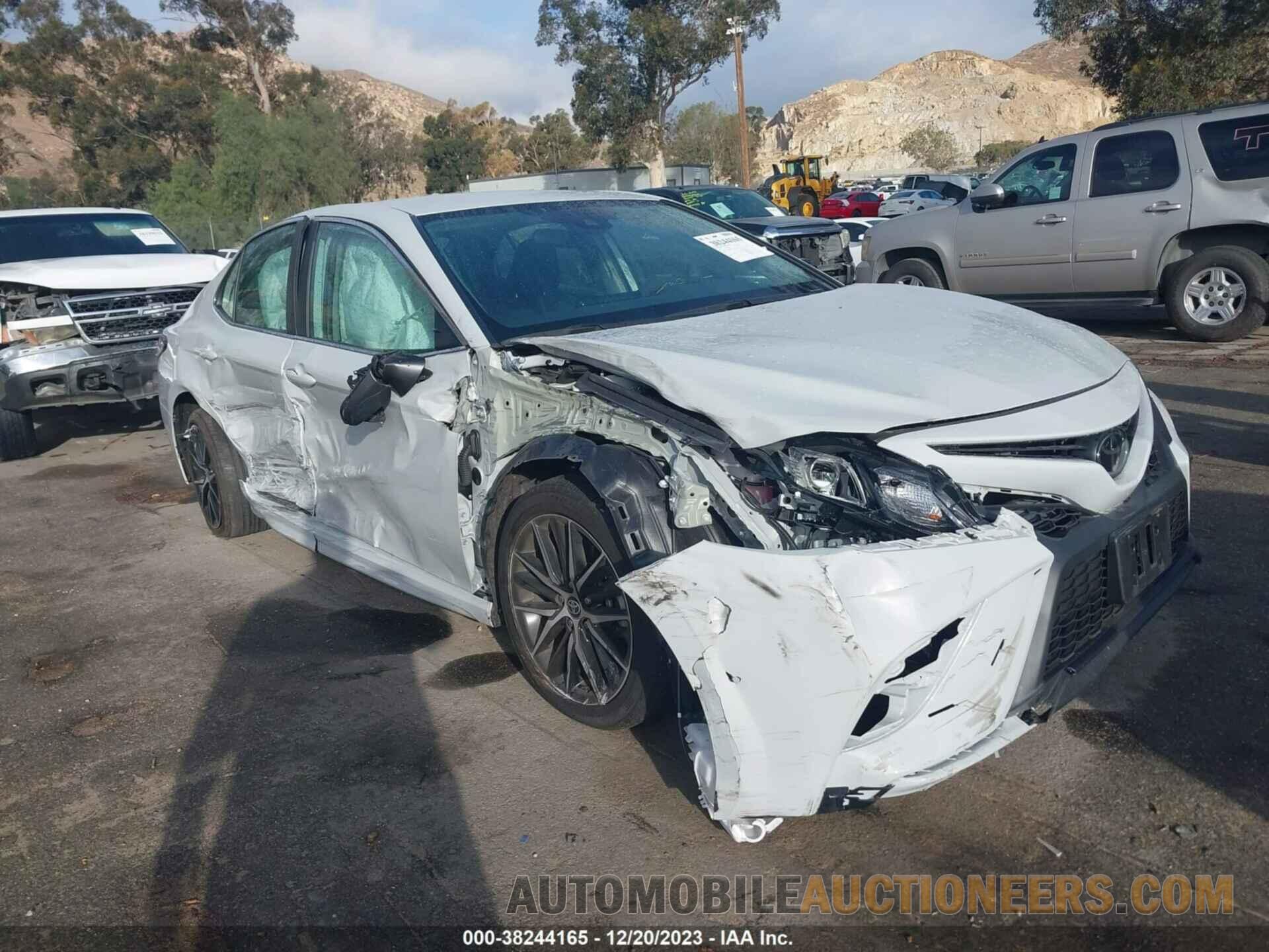 4T1G11AK7NU065635 TOYOTA CAMRY 2022