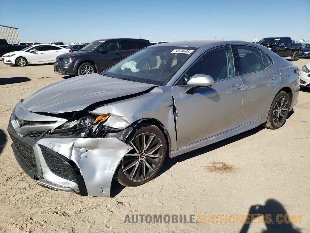 4T1G11AK7NU498503 TOYOTA CAMRY 2022