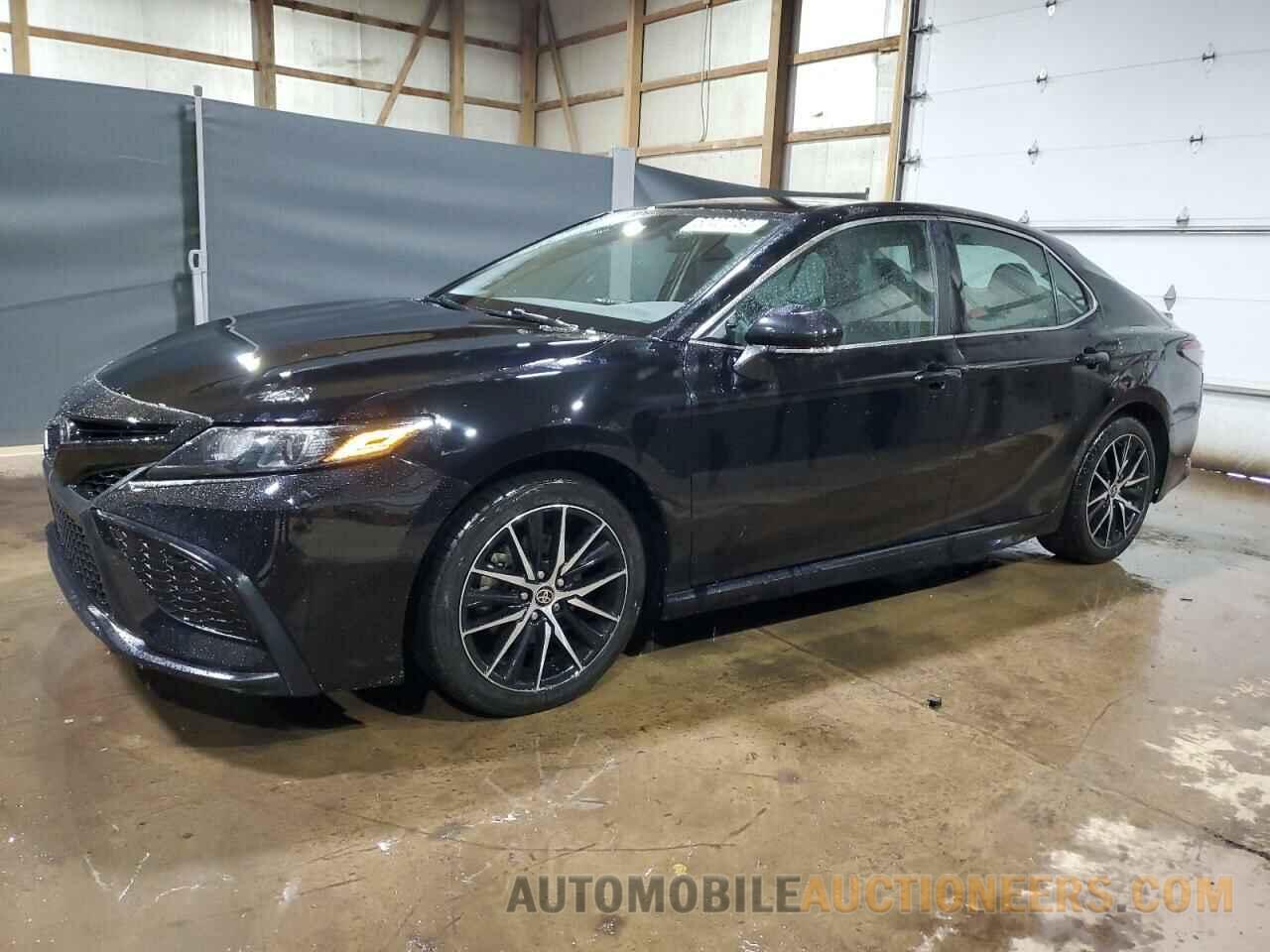 4T1G11AK7NU624777 TOYOTA CAMRY 2022