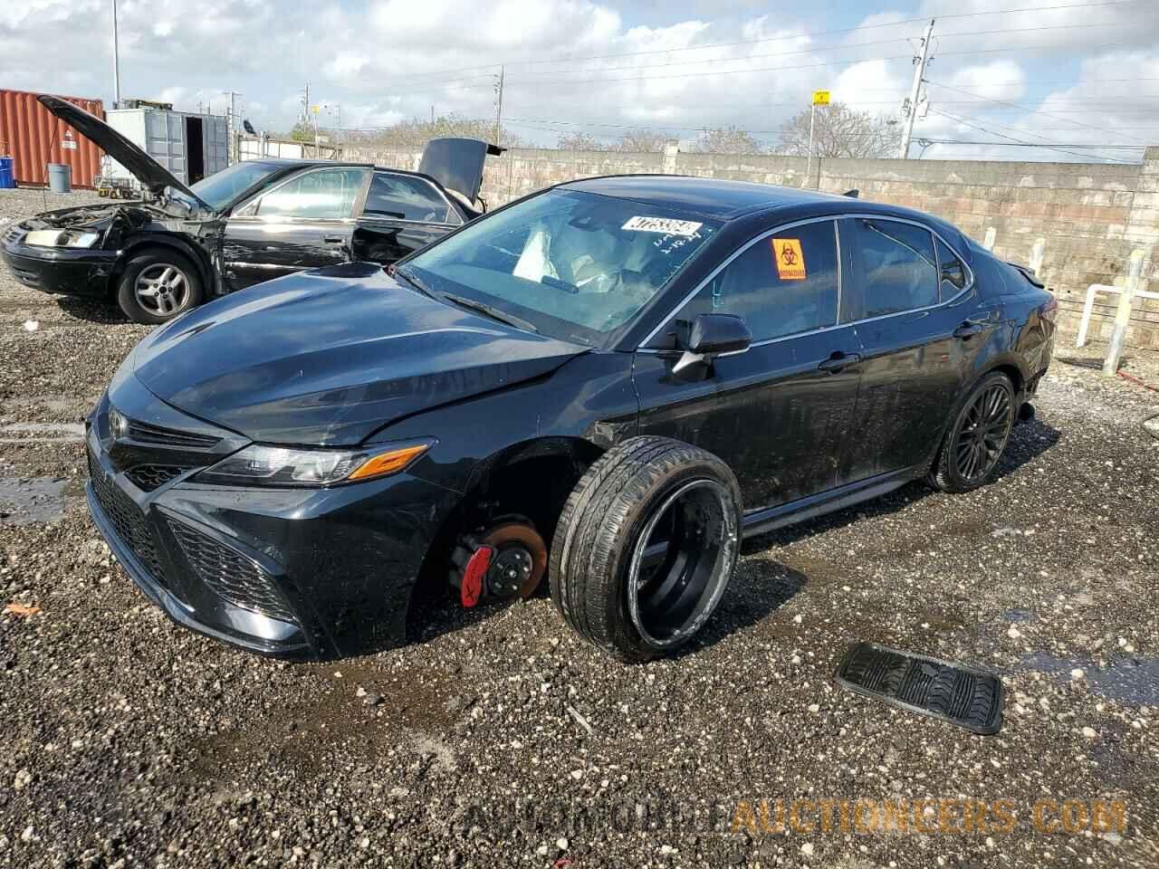 4T1G11AK7NU629266 TOYOTA CAMRY 2022