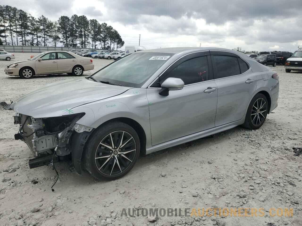 4T1G11AK7NU633432 TOYOTA CAMRY 2022