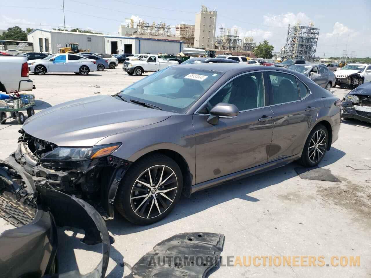 4T1G11AK7NU647251 TOYOTA CAMRY 2022