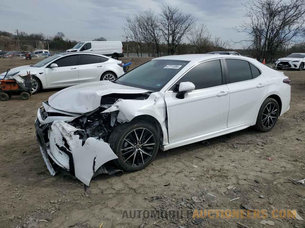 4T1G11AK7NU651669 TOYOTA CAMRY 2022