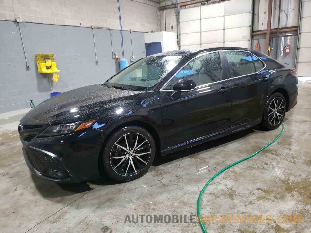 4T1G11AK7NU665359 TOYOTA CAMRY 2022