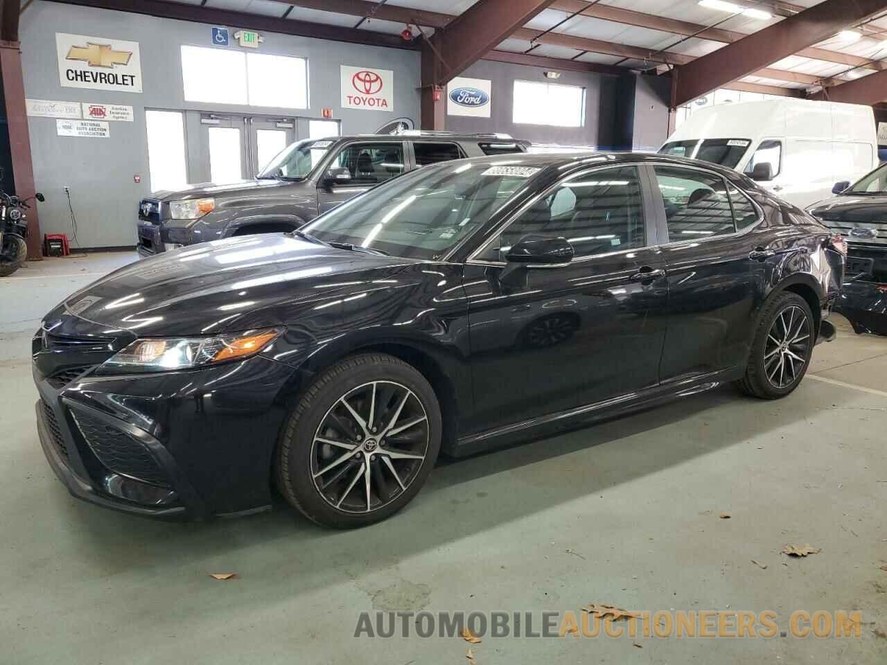 4T1G11AK7NU666253 TOYOTA CAMRY 2022