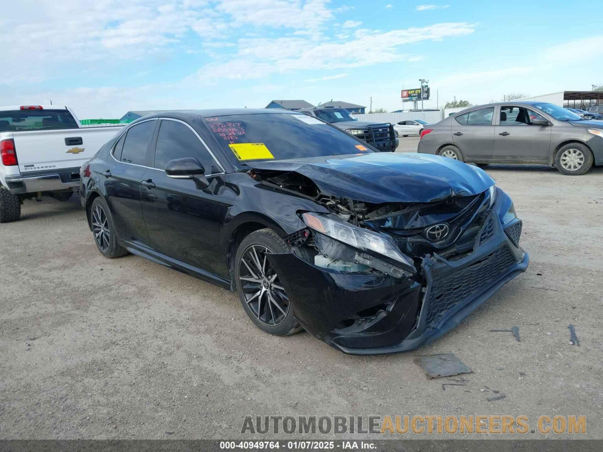 4T1G11AK7NU673994 TOYOTA CAMRY 2022