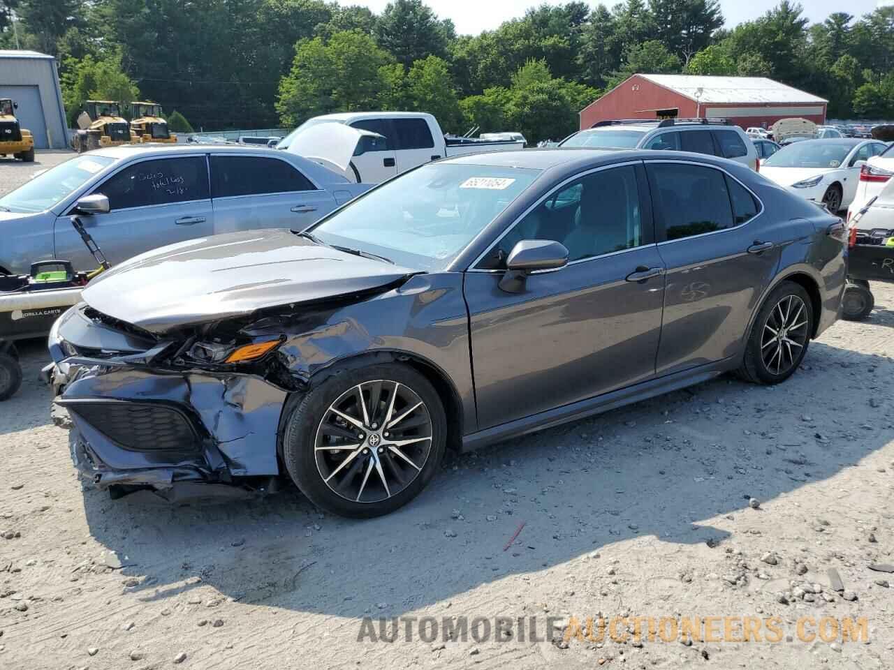 4T1G11AK7NU684302 TOYOTA CAMRY 2022