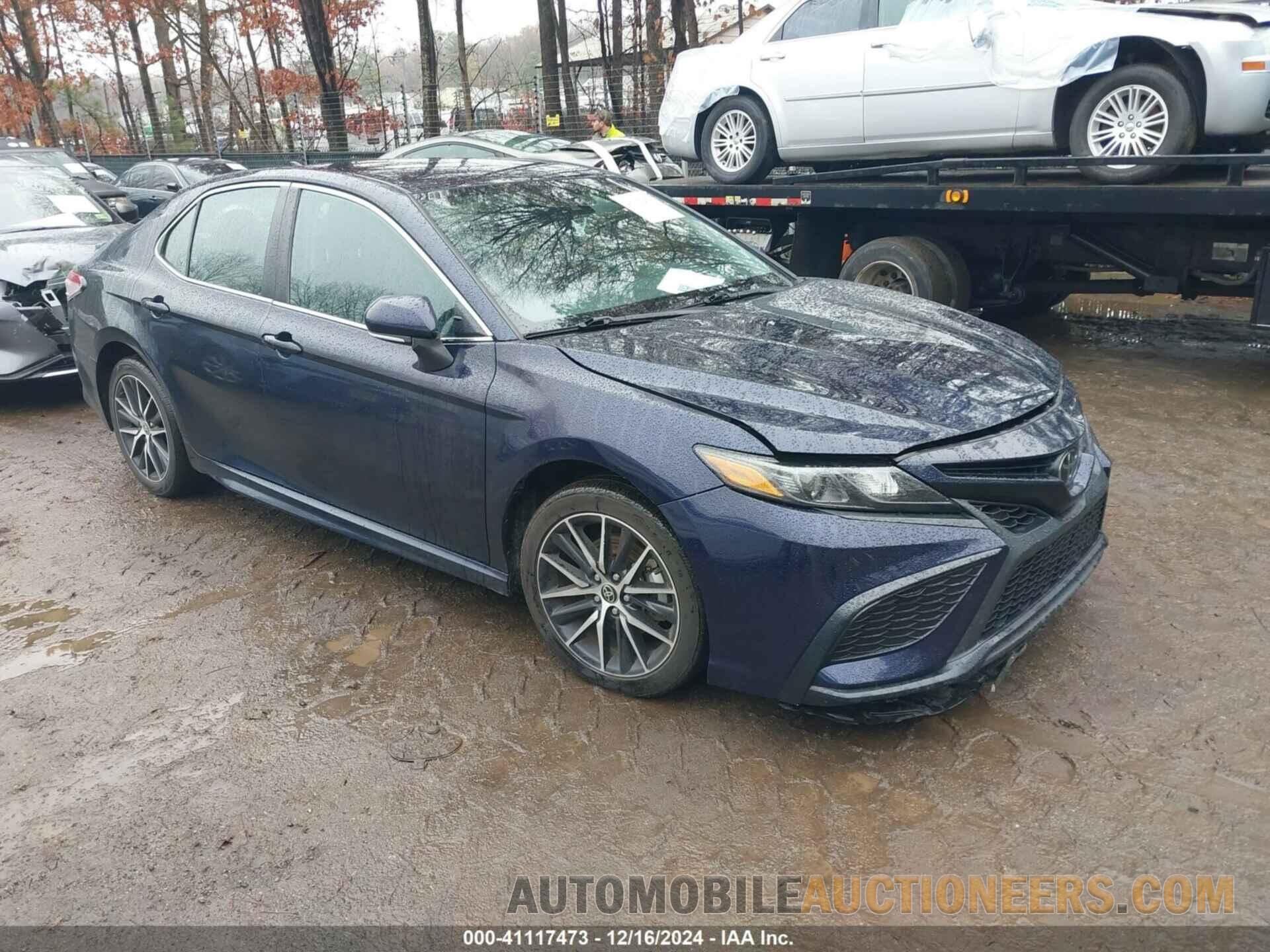 4T1G11AK7NU695171 TOYOTA CAMRY 2022