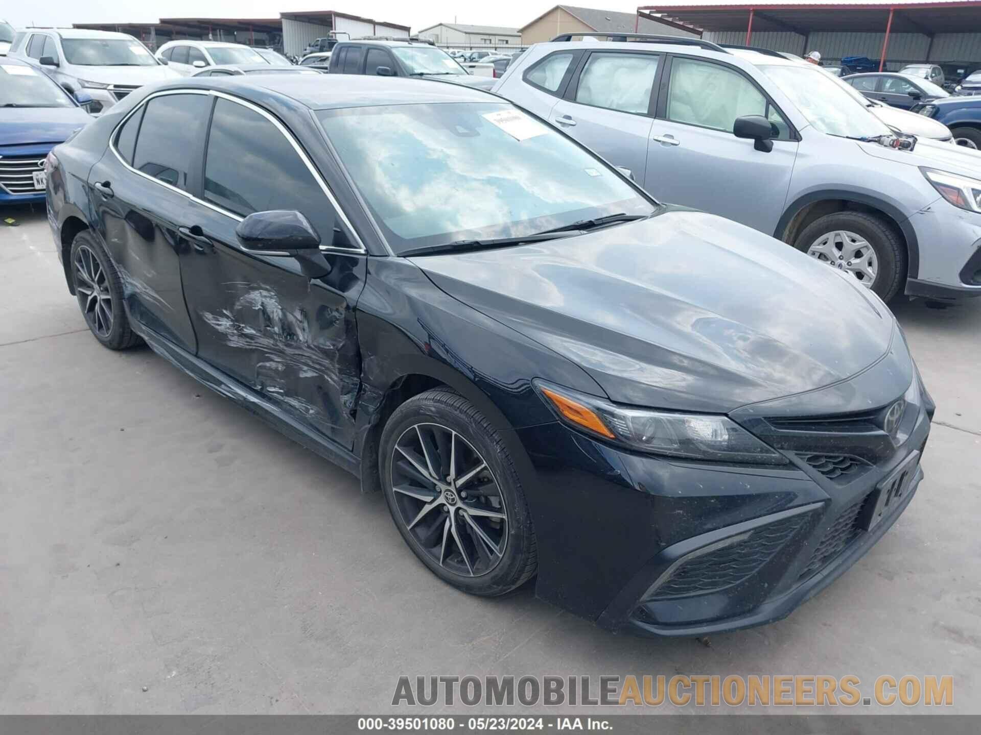 4T1G11AK7NU716147 TOYOTA CAMRY 2022