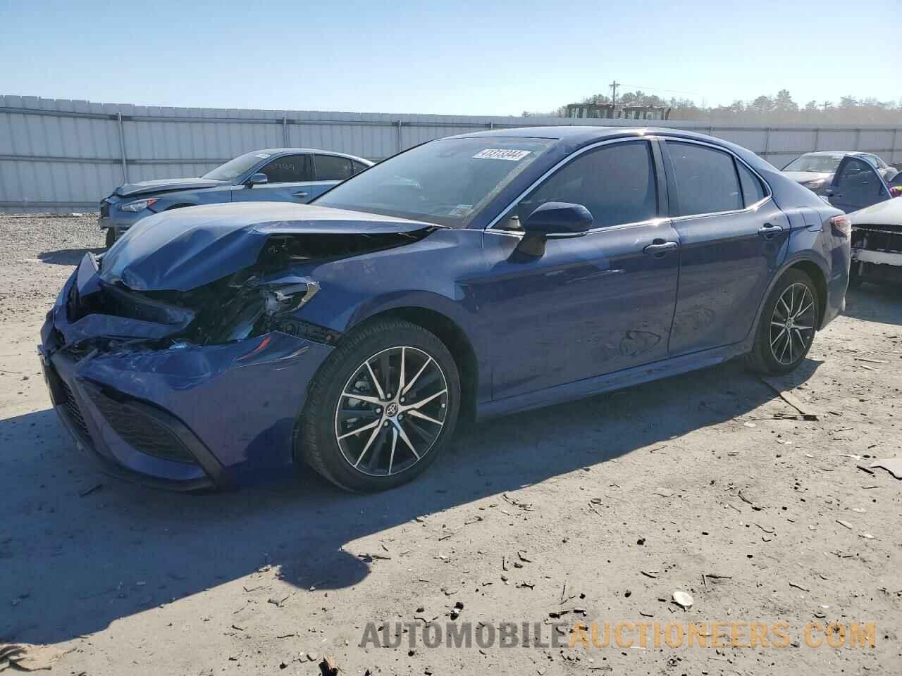 4T1G11AK7PU186944 TOYOTA CAMRY 2023