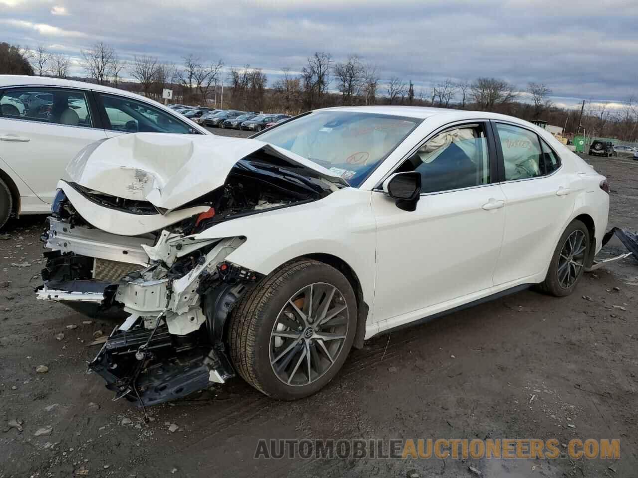 4T1G11AK7PU825095 TOYOTA CAMRY 2023