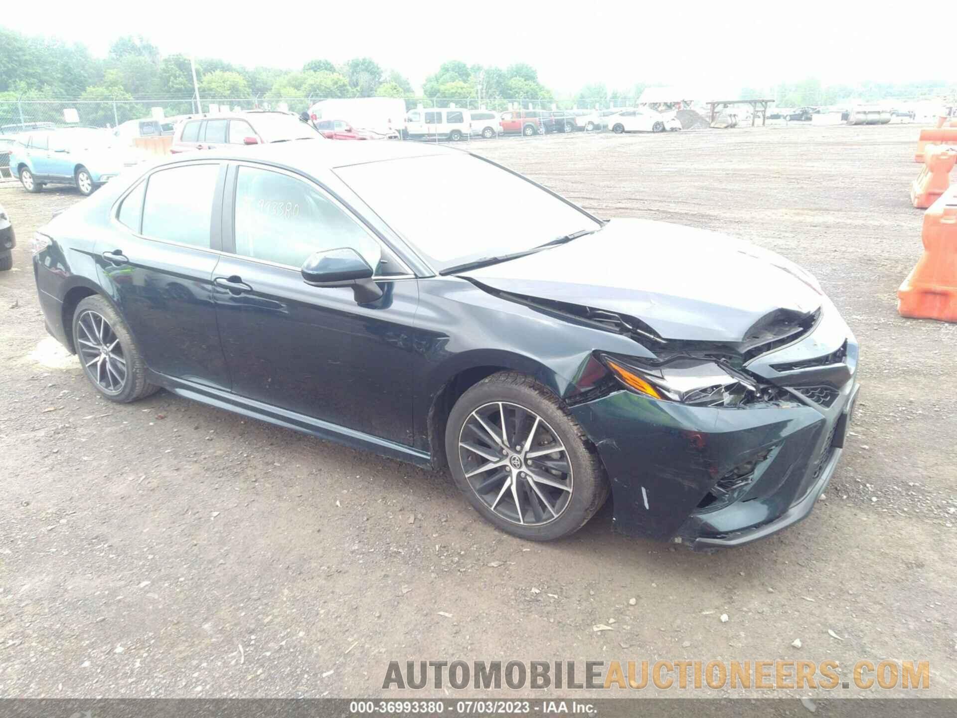 4T1G11AK8MU415675 TOYOTA CAMRY 2021