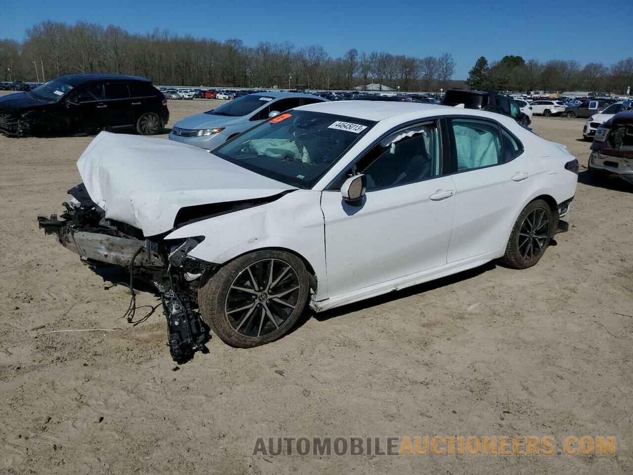 4T1G11AK8MU432167 TOYOTA CAMRY 2021