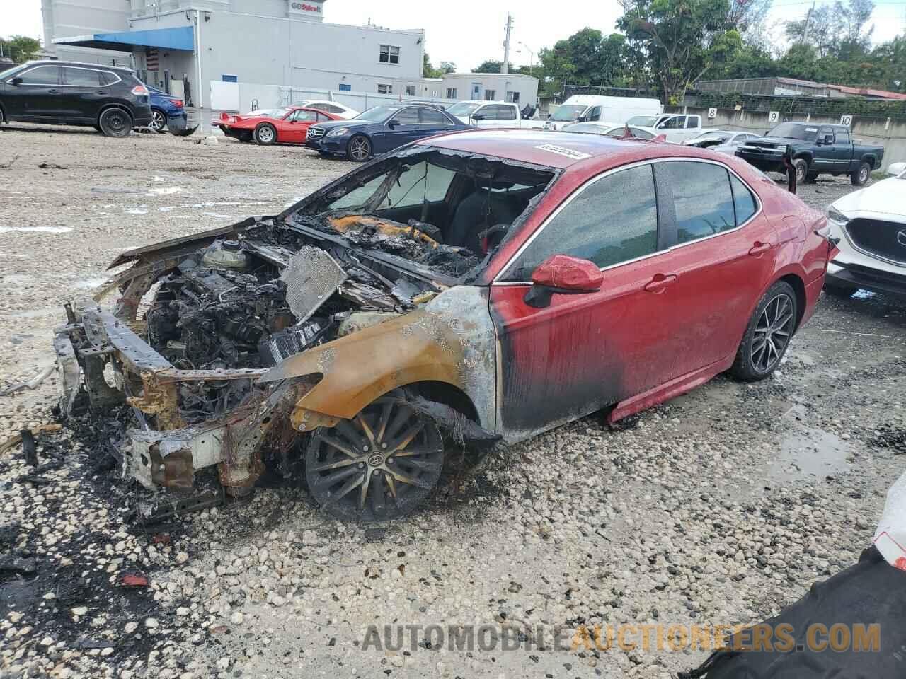 4T1G11AK8MU436123 TOYOTA CAMRY 2021