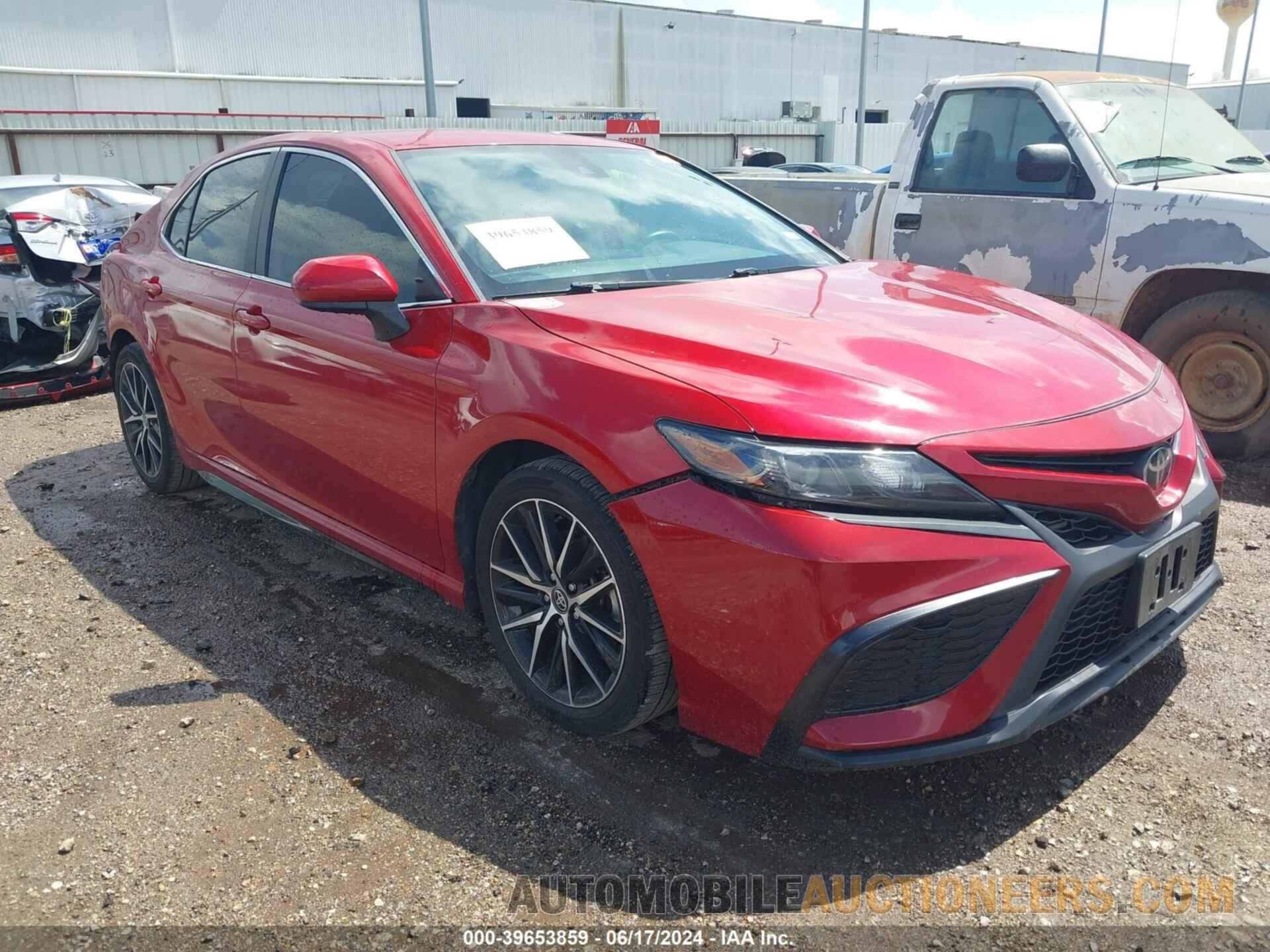 4T1G11AK8MU449499 TOYOTA CAMRY 2021