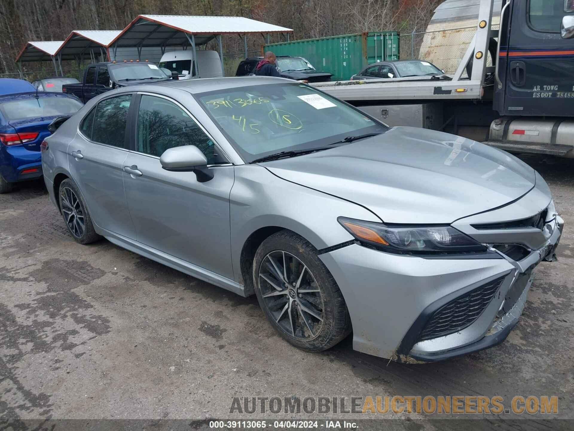 4T1G11AK8MU455870 TOYOTA CAMRY 2021