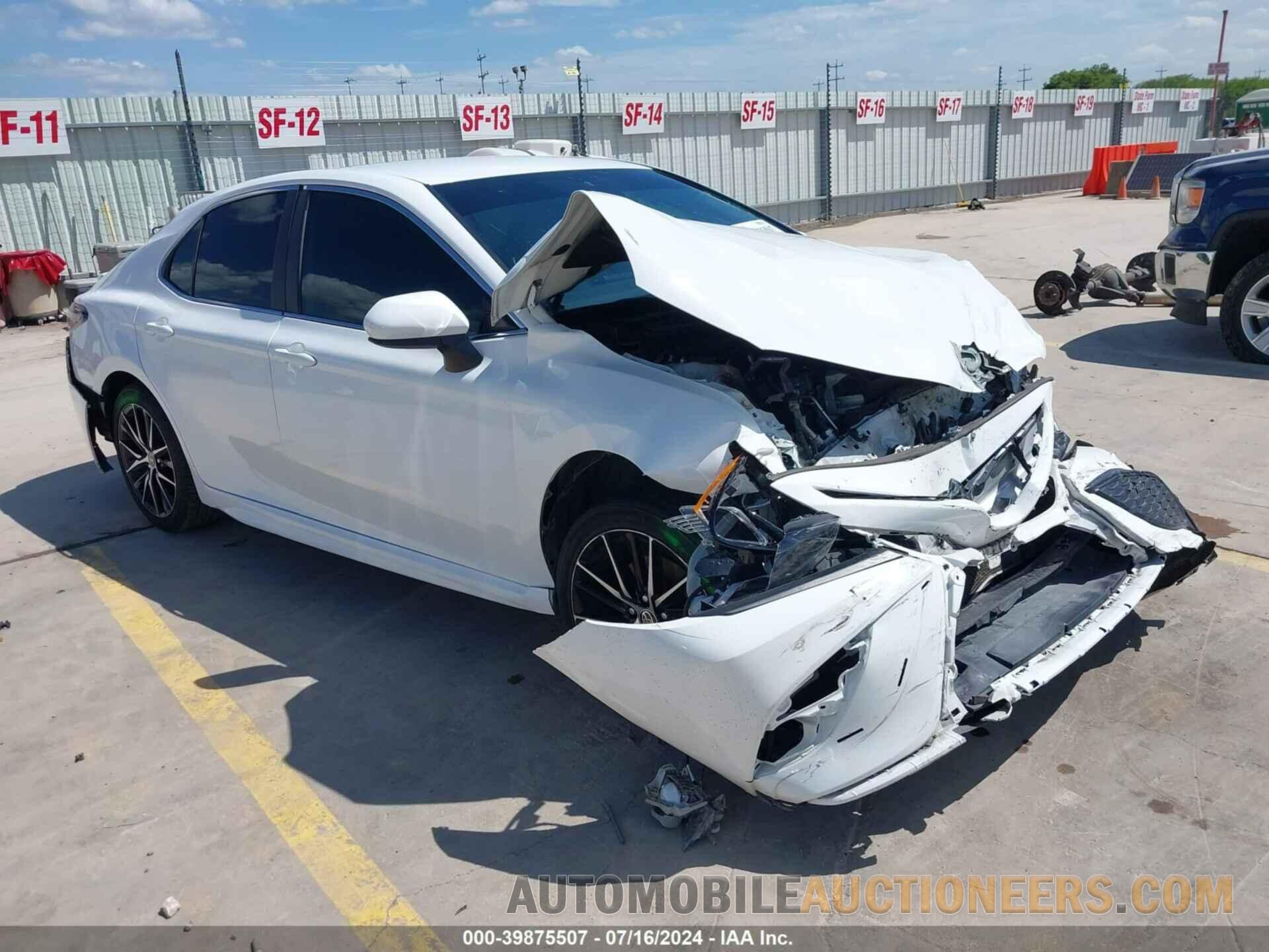 4T1G11AK8MU467520 TOYOTA CAMRY 2021