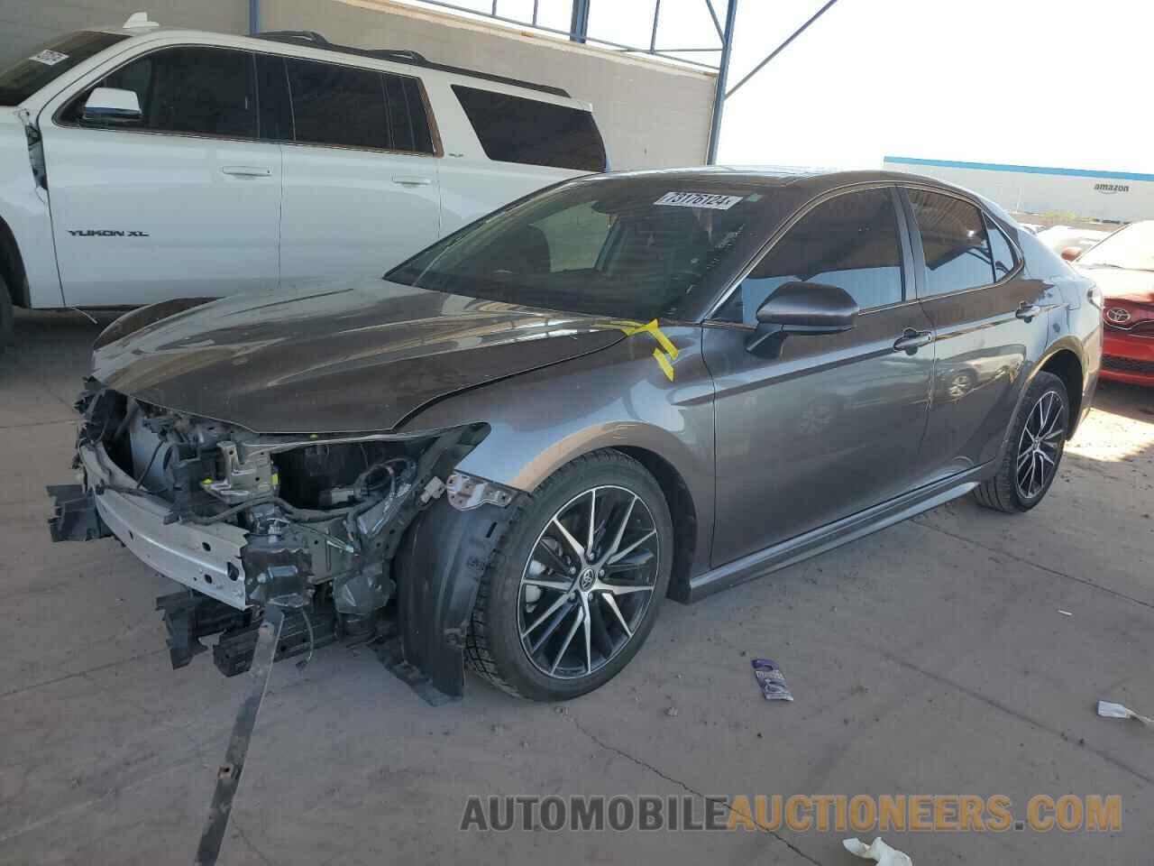 4T1G11AK8MU476783 TOYOTA CAMRY 2021