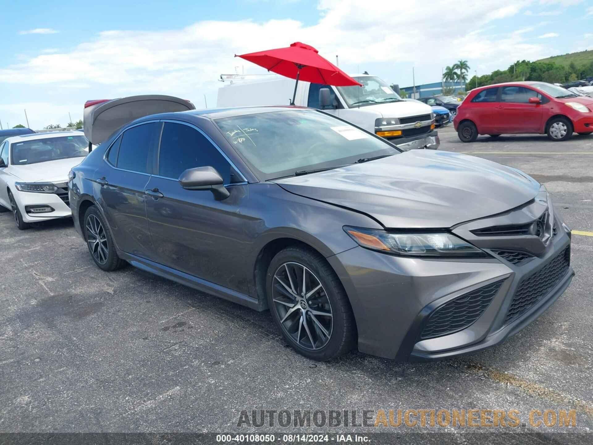 4T1G11AK8MU484673 TOYOTA CAMRY 2021