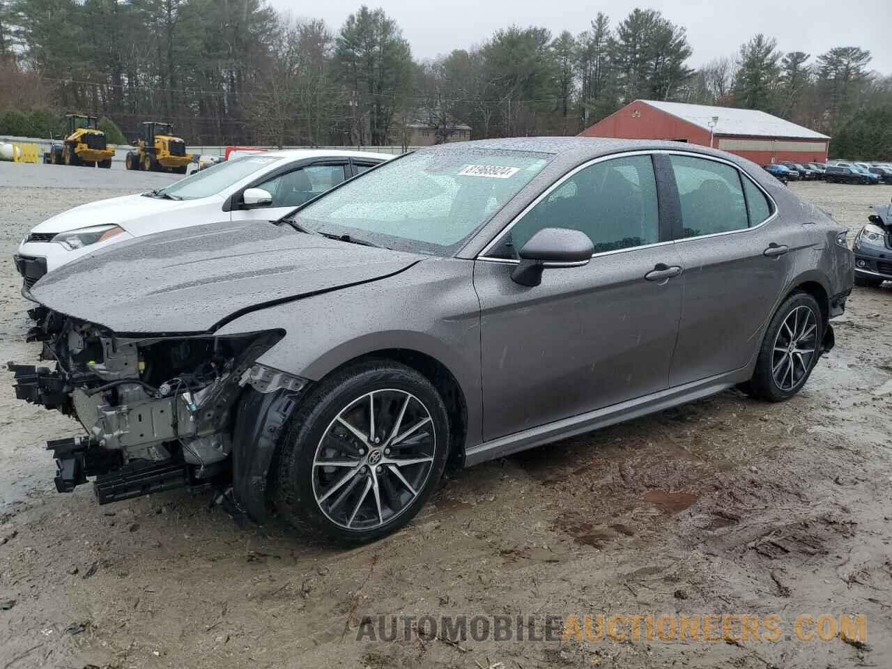 4T1G11AK8MU486195 TOYOTA CAMRY 2021