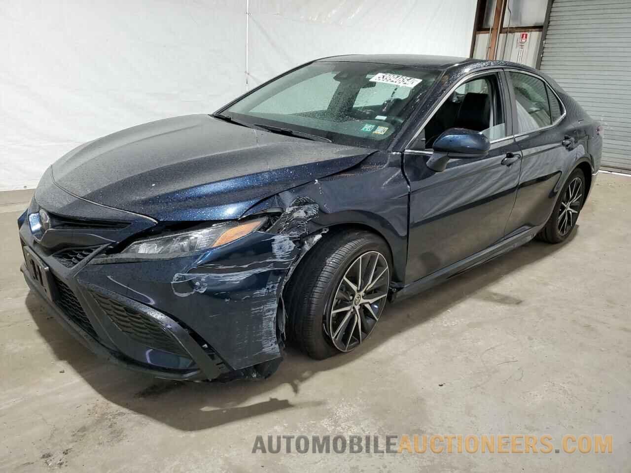 4T1G11AK8MU495043 TOYOTA CAMRY 2021