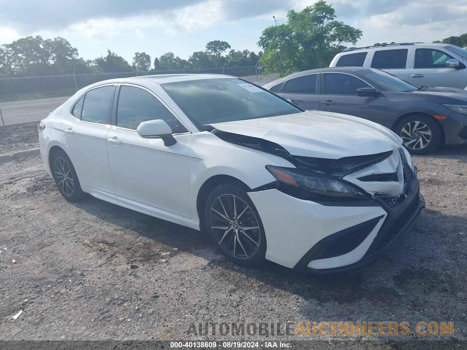 4T1G11AK8MU511659 TOYOTA CAMRY 2021