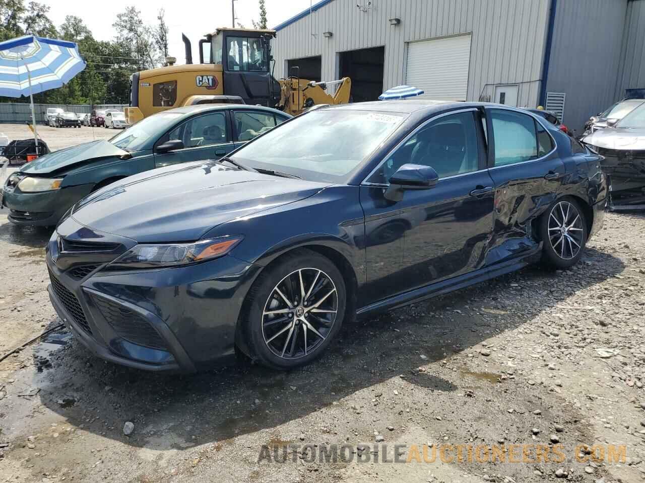 4T1G11AK8MU515730 TOYOTA CAMRY 2021