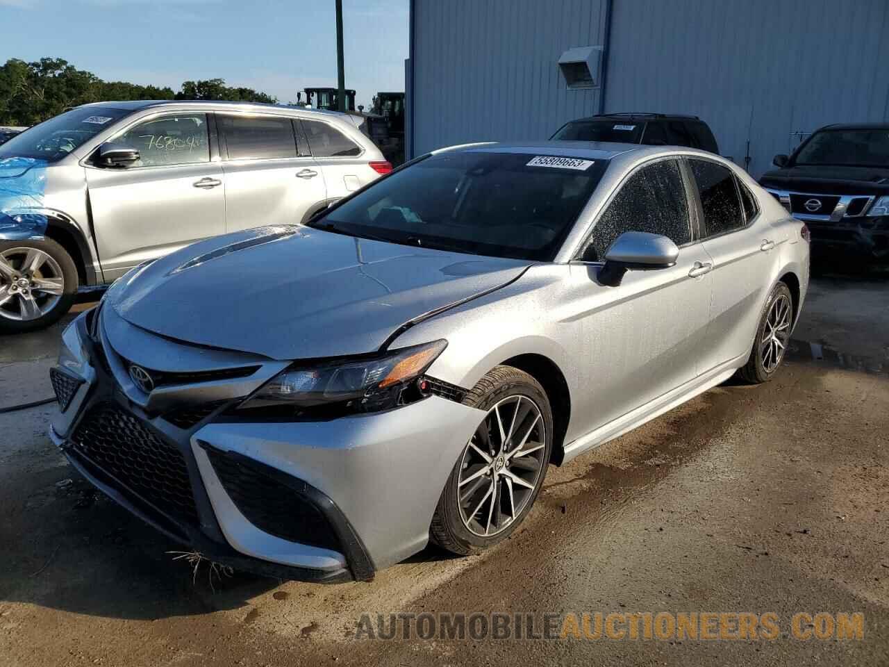 4T1G11AK8MU516778 TOYOTA CAMRY 2021