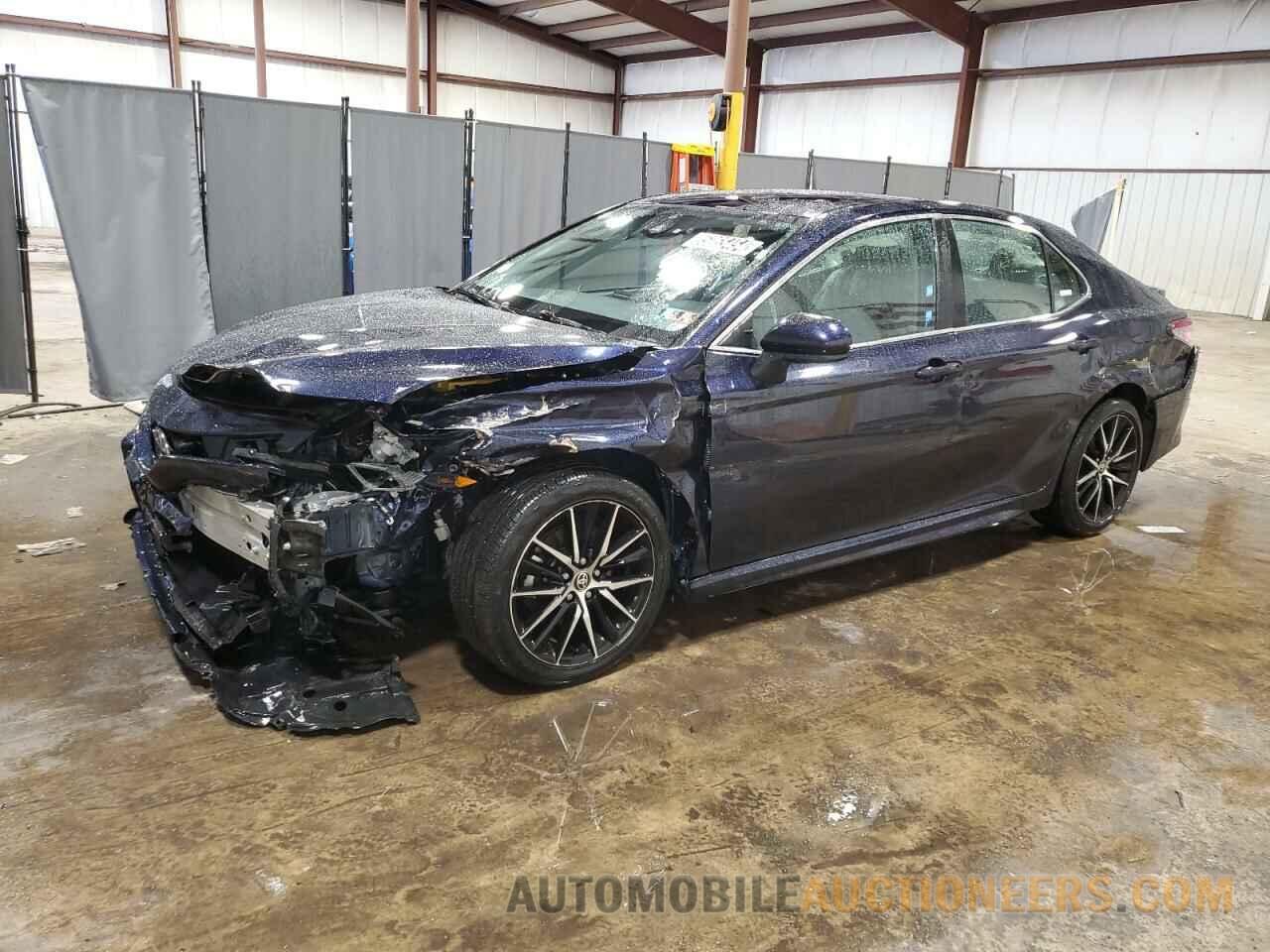 4T1G11AK8MU525013 TOYOTA CAMRY 2021