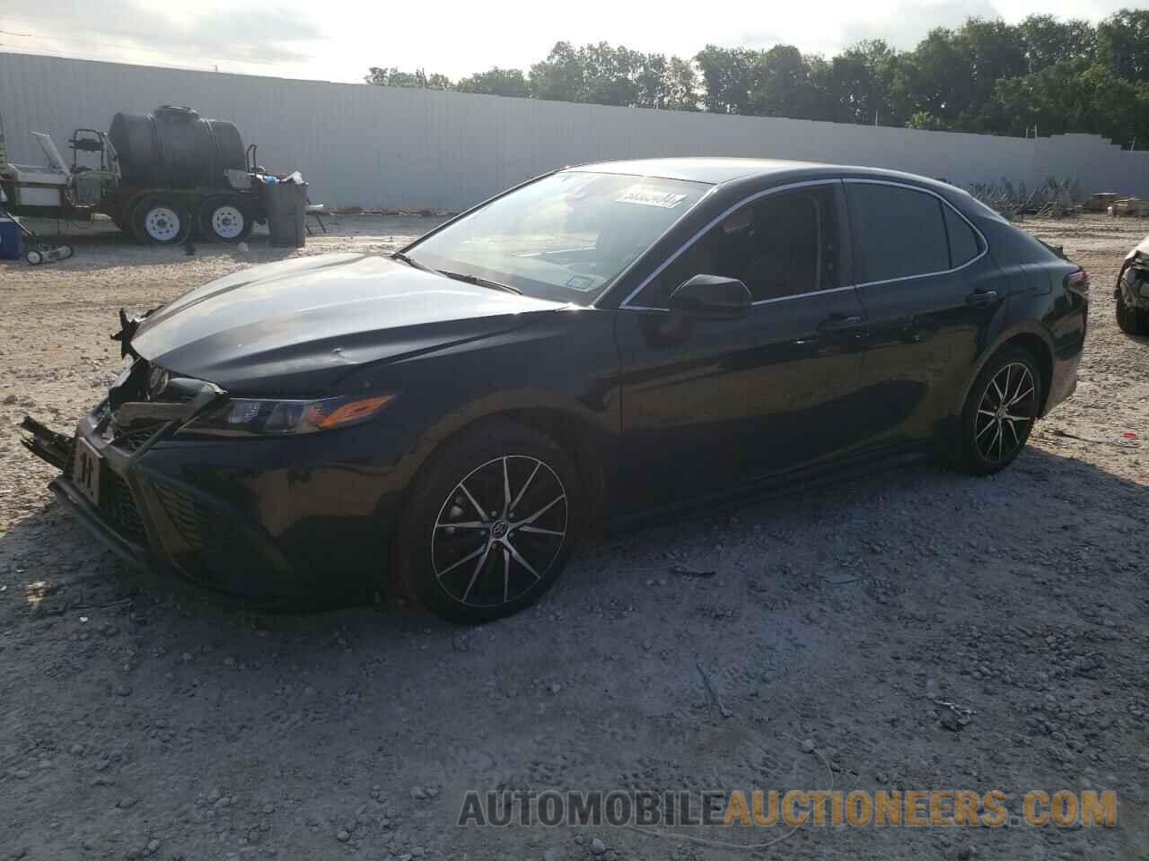 4T1G11AK8MU549442 TOYOTA CAMRY 2021