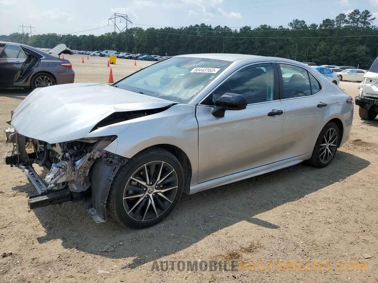 4T1G11AK8MU563275 TOYOTA CAMRY 2021